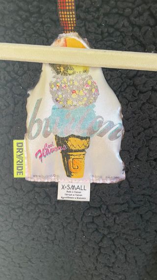 Giacca Burton colorata sciancrata