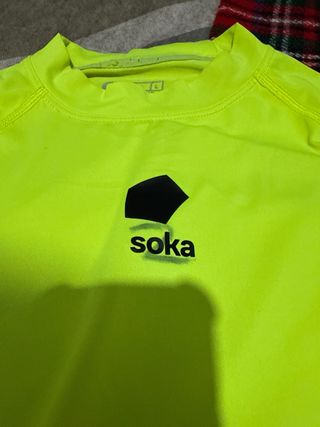 Camiseta térmica Soka fluorescente