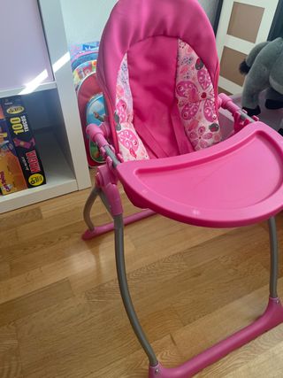 Trona para muñecas rosa