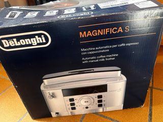 Cafetera Delonghi Magnifica S