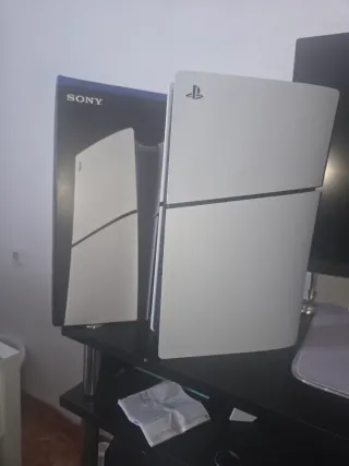 PlayStation 5 1TB Blanca digital
