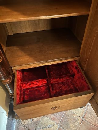 Armario antiguo madera y cristal