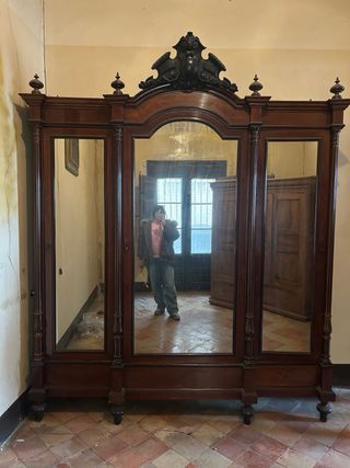 Armario antiguo madera y cristal
