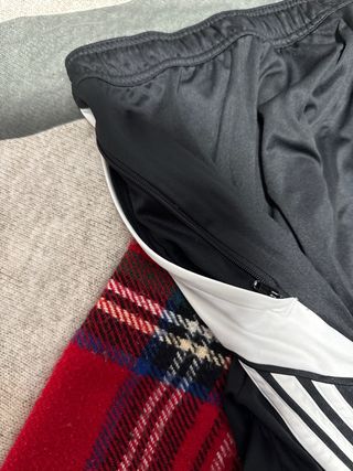 Pantalón corto Adidas cremallera