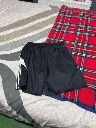 Pantalón corto Adidas cremallera