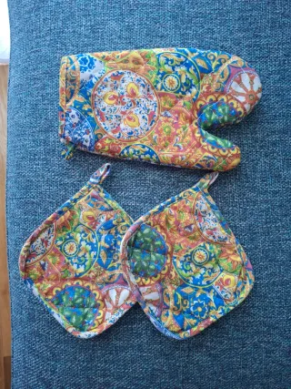 Set guanto da cucina e presine