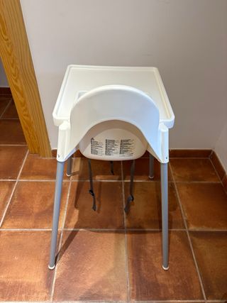 Trona infantil blanca