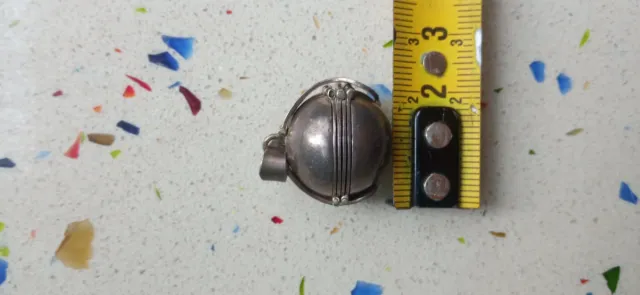 Colgante esférico de plata Mexicana.