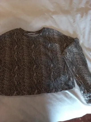Sudadera mujer estampado serpiente