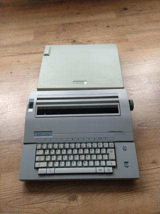 Maquina de escribir eléctrica philips
