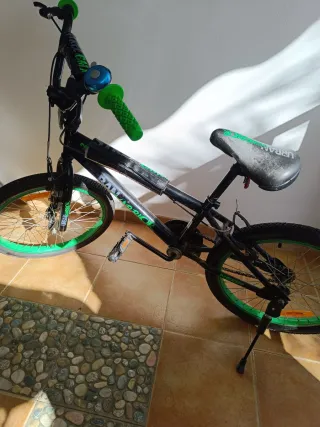 Bicicleta BMX Urban Warrior Negra/Verde