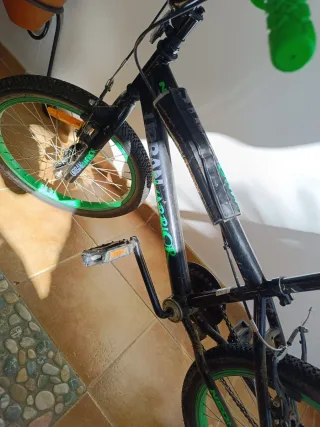 Bicicleta BMX Urban Warrior Negra/Verde