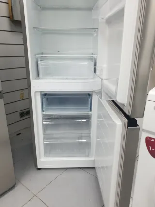 Nevera 1.60m x 54cm con garantía