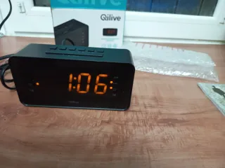 Radio Reloj Qilive Negro