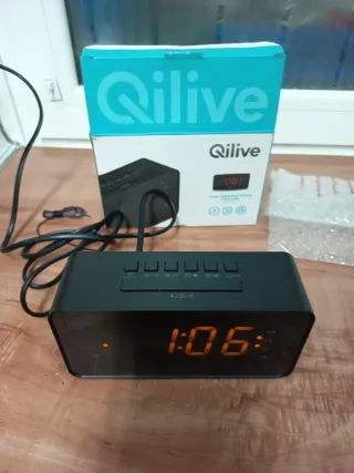 Radio Reloj Qilive Negro