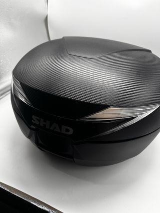 Baúl Shad SH39 Carbono Negro / F1