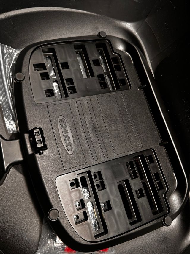 Baúl Shad SH39 Carbono Negro / F1 - miniatura 9