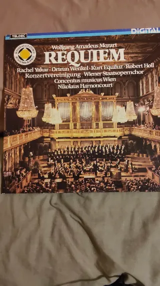 LP Requiem Mozart - Nikolaus Harnoncourt