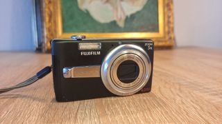 FujiFilm FinePix J50 Cámara Digital 8.2 Mpx