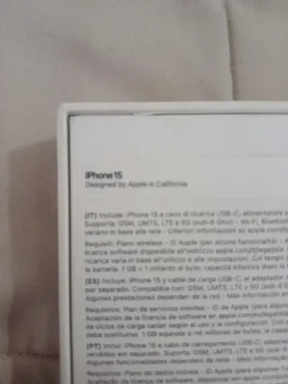 Caja iPhone 15