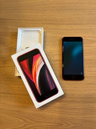 iPhone SE Rojo