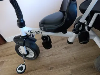 2 Triciclos Infantiles