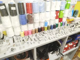 Prensatelas y repuestos para máquina de coser