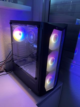 PC Gamer Zalman con RGB