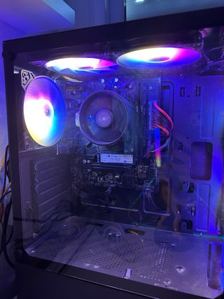 PC Gamer Zalman con RGB