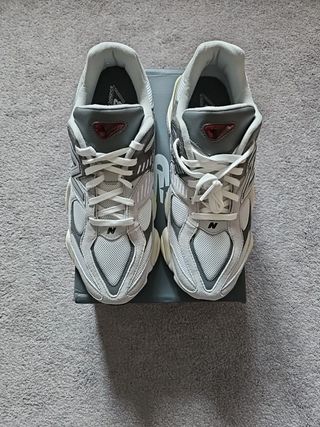 New Balance 9060 EU 42