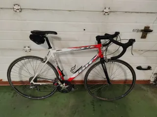 Bicicleta de carretera BH-Talla L-blanca y roja