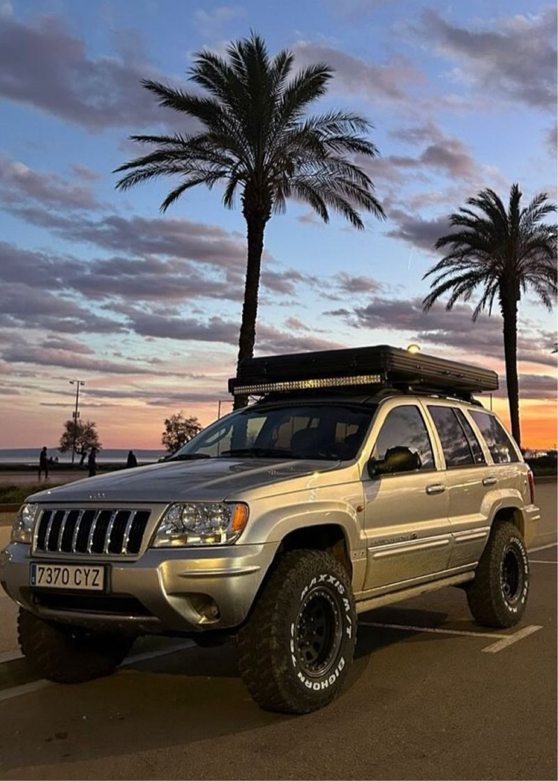 Jeep Grand Cherokee  2004 - foto 1