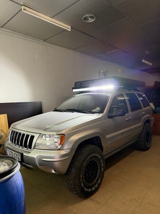 Jeep Grand Cherokee  2004
