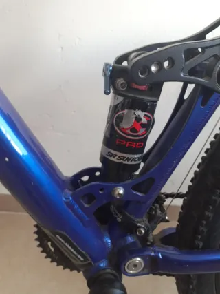 Bicicleta de Montaña Doble Suspensión