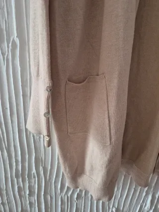 Cárdigan beige XL con bolsillos