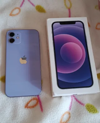 iPhone 12 64GB Morado Impecable