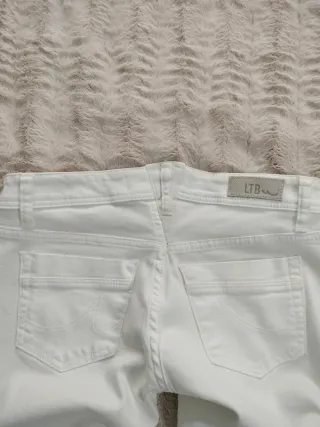 Vaqueros LTB bootcut blancos Talla L