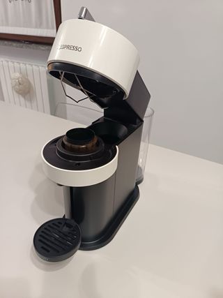 Macchina Caffè Nespresso Vertuo Next