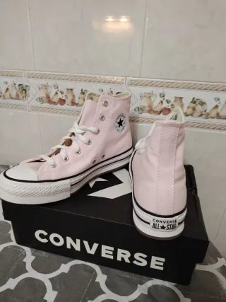 Converse rosas plataforma