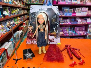 BRATZ X LOLA ÍNDIGO