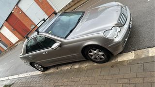 Mercedes-Benz Clase C 2003