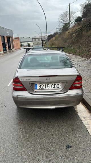 Mercedes-Benz Clase C 2003