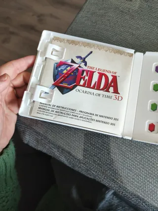 Zelda Ocarina of Time 3D Edición Dorada