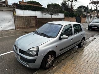 Renault Clio 2001