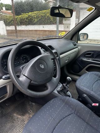 Renault Clio 2001
