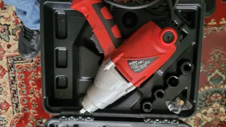 Atornillador de impacto TEENO