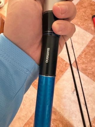 2 cañas surfcasting y 2 carretes Lote completo