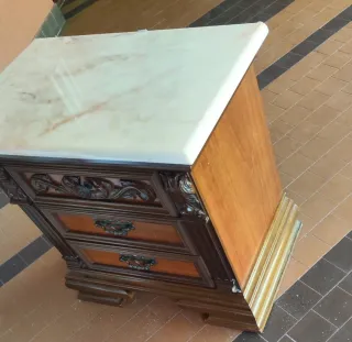 Como antico con 2 comodini stile Liberty in legno