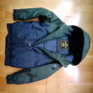 Cazadora acolchada de niño marca Element azul y ve