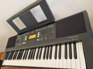 Teclado Yamaha PSR E343 + Soporte